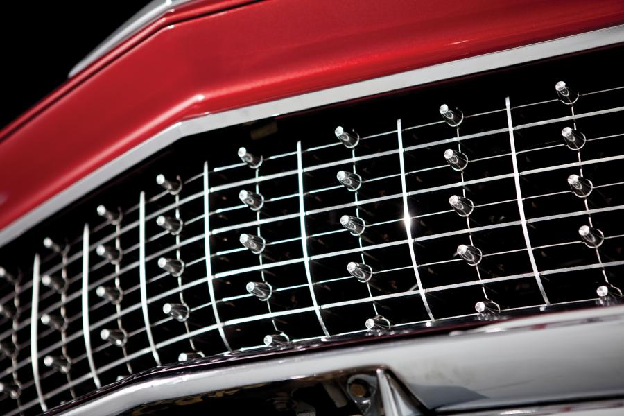 Детали экстерьера Cadillac Eldorado Biarritz Convertible 1960 года  (фото 43 из 49)